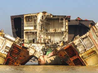 World's largest shipbreaking yard in Chittagong