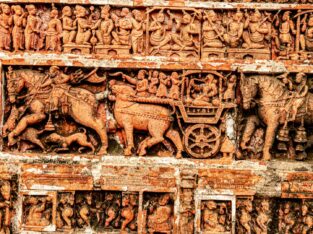 Kantajew Hindu temple tells the History of Dinajpur Raj family