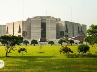 Visit the national assembly building of dhaka