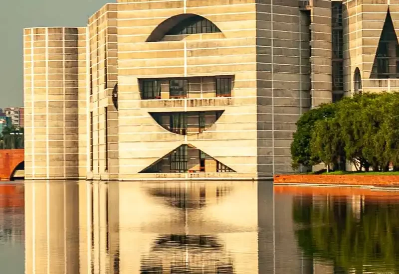 day trip inside of bangladesh parliament building