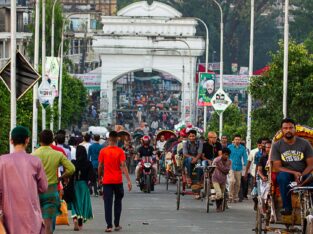 Chaotic sylhet town in the afternoon near the keans bridge