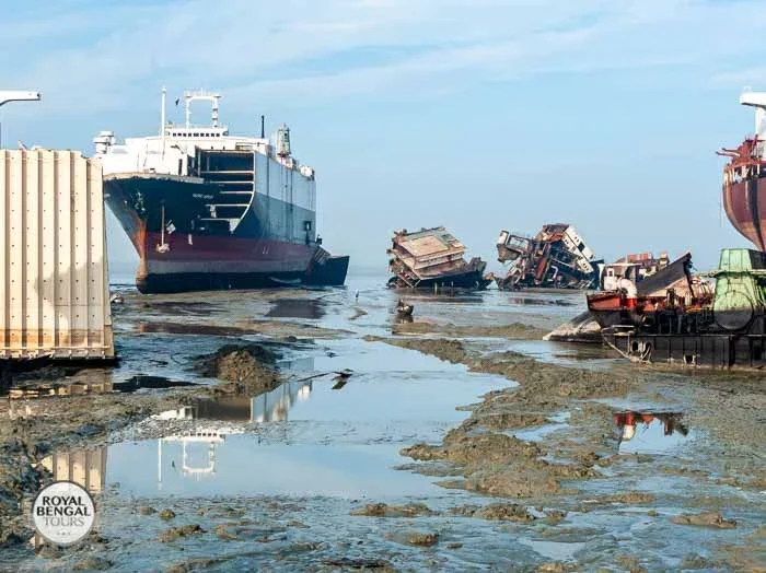 world largest ship breaking industry in Chittagong