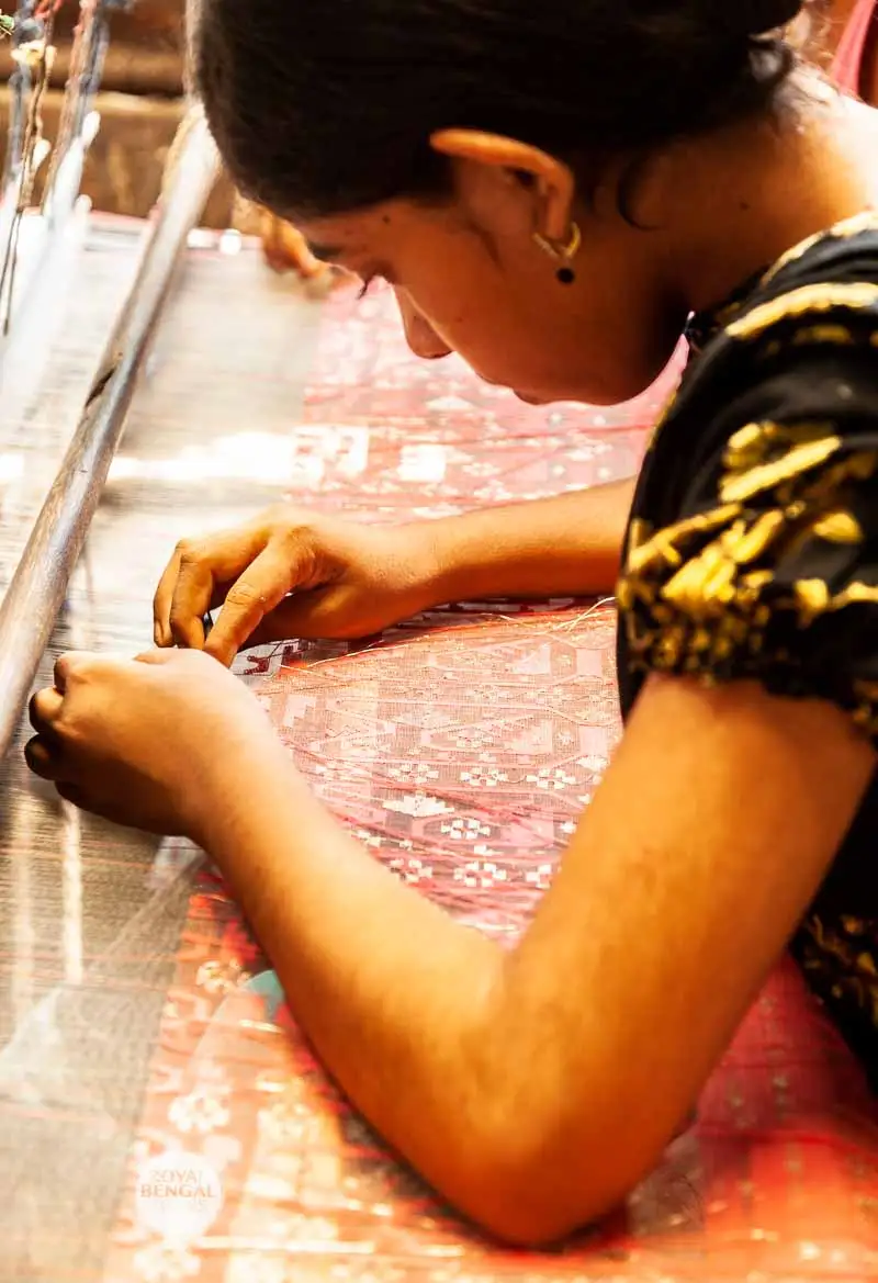 Bangladeshi Jamdani saree weaving is a UNESCO World heriatage