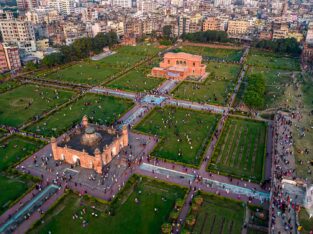 Lalbagh fort is a breathing space of chaotic old Dhaka