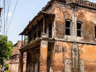 beautiful-ruined-brick-built-building-in-Panam nagar-of-sonargaon-29