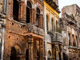 beautiful-ruined-brick-built-building-in-Panam nagar-of-sonargaon-50