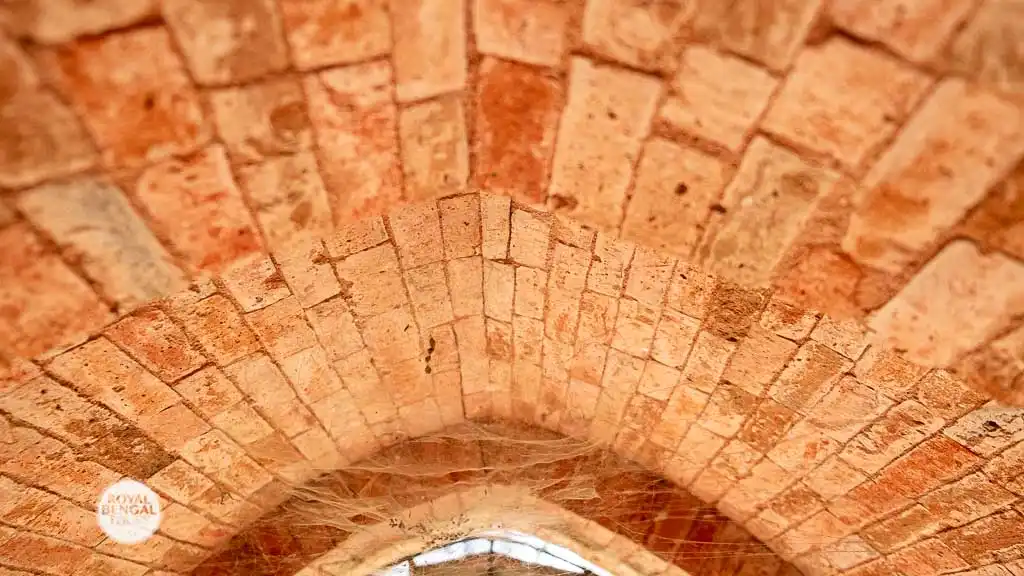 goaldi mosque is a single domed brick architecture