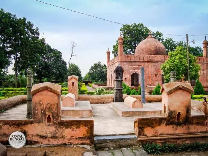 Mausoleum of Shah Nimatullah and some Graveyards