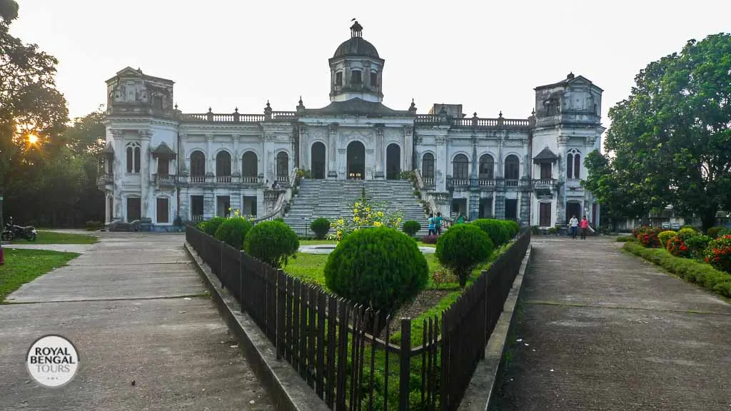 Tajhat Palace is an impressive example of Indo-Saracenic architecture