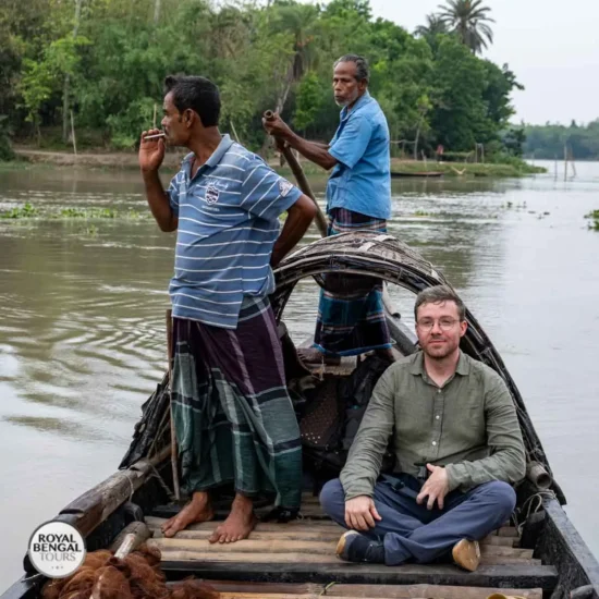 Fishermen and visitors sharing a traditional otter fishing experience